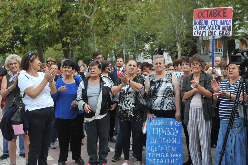 Novi protest majki, Foto: Savo Prelević