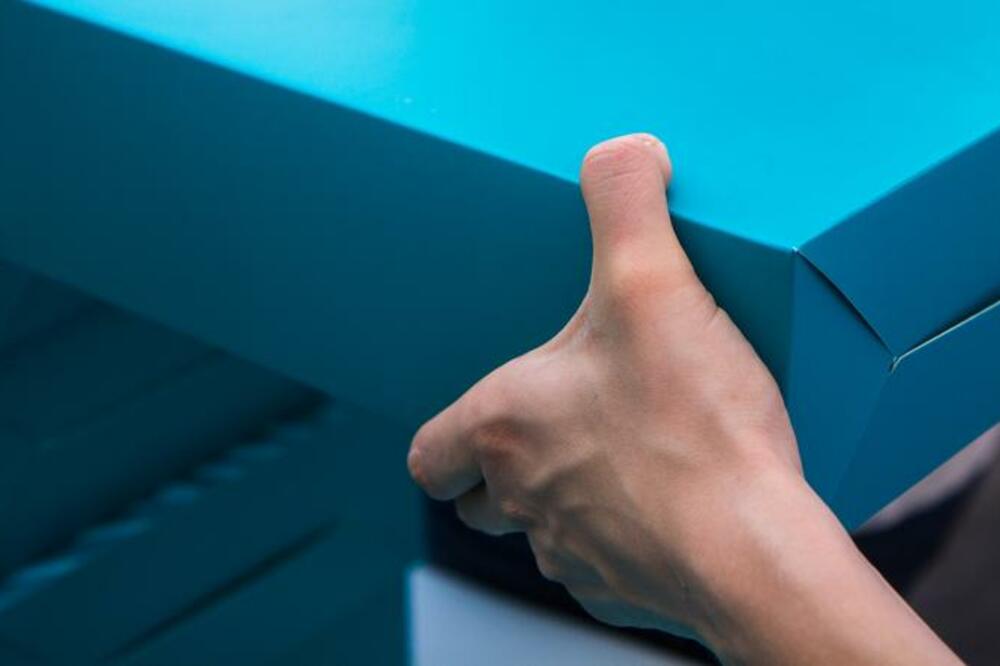 donacija, pomoć, paket, Foto: Shutterstock