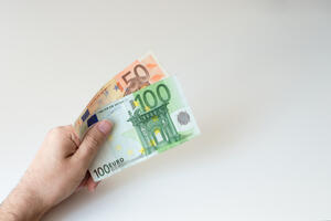 Stvarna prosječna plata je 420 eura