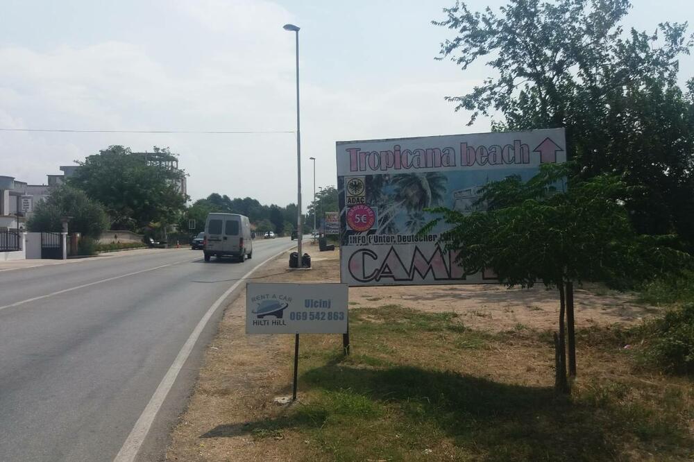 Ulcinj, bilbordi, Foto: Samir Adrović