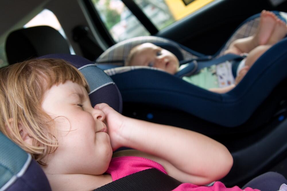 djeca u autu, Foto: ADAC