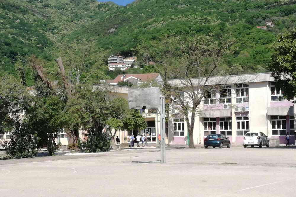 Škola Orjenski bataljon, Foto: Slavica Kosić