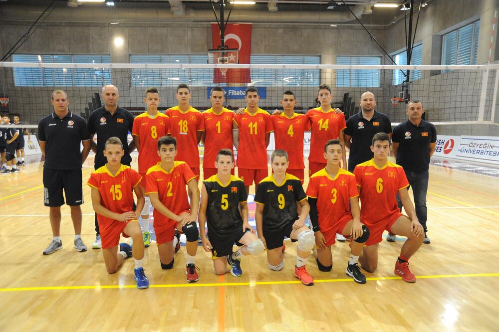 Muška pionirska odbojkaška reprezetacija, Foto: OSCG