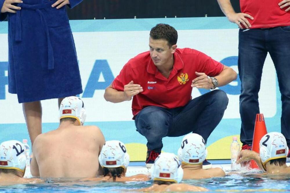 Vladimir Gojković, vaterpolisti Crne Gore, Foto: Vlv.hu