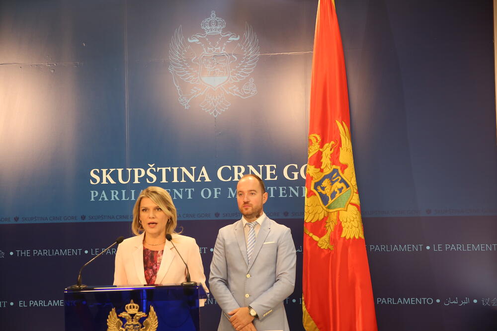 Draginja Vuksanović, Mirko Stanić, Foto: Socijaldemokratska partija Crne Gore