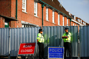 Slučaj trovanja nervnim agensom u Britaniji: Policija u kući...