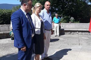 Delegacija Opštine HN položila vijenac na Bezmetković