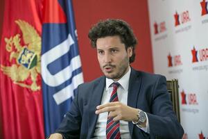 Abazović: Savremena Crna Gora mora biti posvećena idejama...