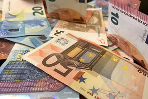 Podgorica: Lažni novac "prali" u automatu za klađenje