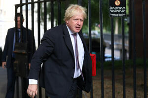 Šok u Britaniji: Boris Džonson podnio ostavku!