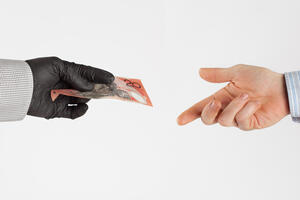 Vremeplov: Na crno radi 22 odsto zaposlenih