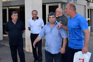 Bivši željezarci traže isplatu dugovanja