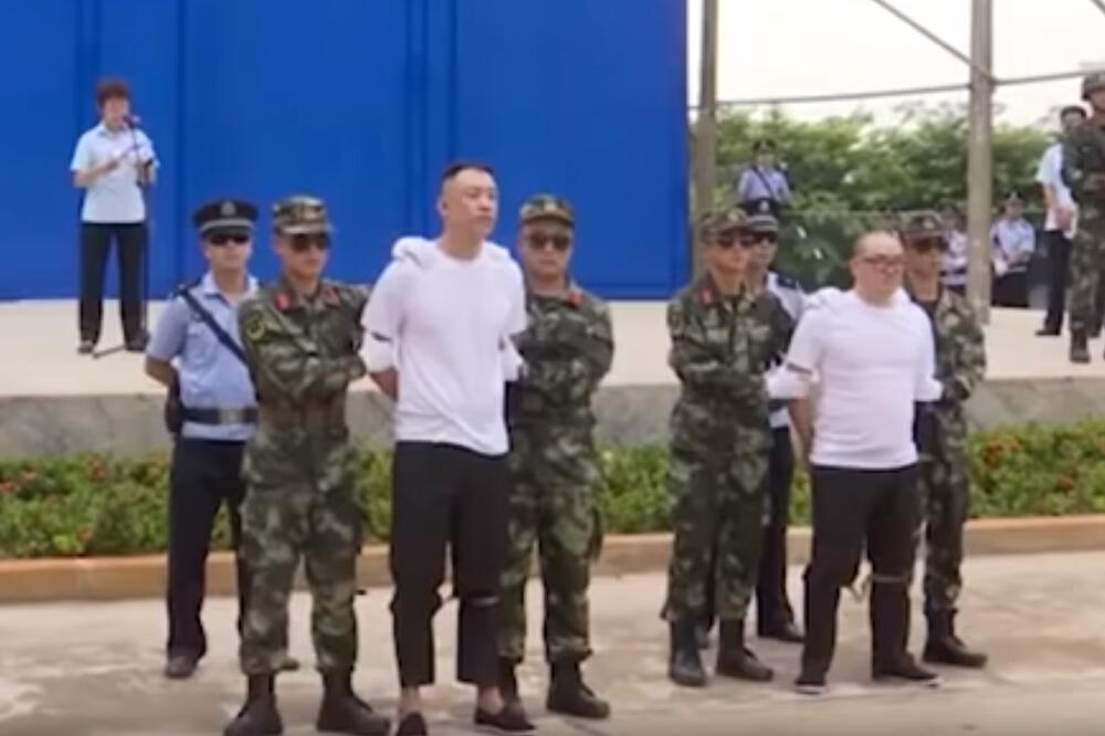 Kina dileri droge, Foto: Screenshot (Youtube)