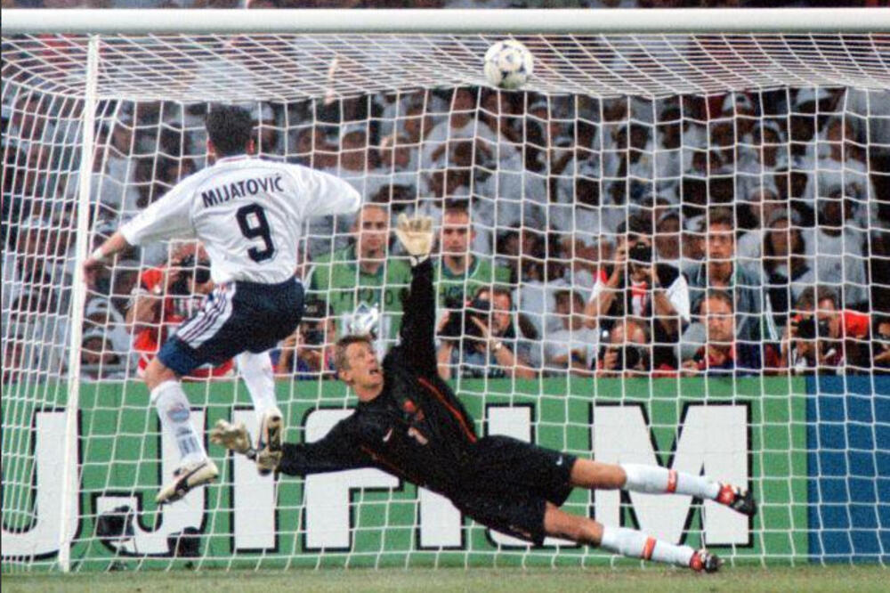 Predrag Mijatović prečka, Foto: Twitter