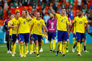 Nesalomivi "vikinzi" - Švedska 1. u grupi, Meksikanci iz očajanja...