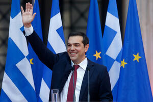 Kako Cipras slavi dogovor o kraju finansijske pomoći Grčkoj:...