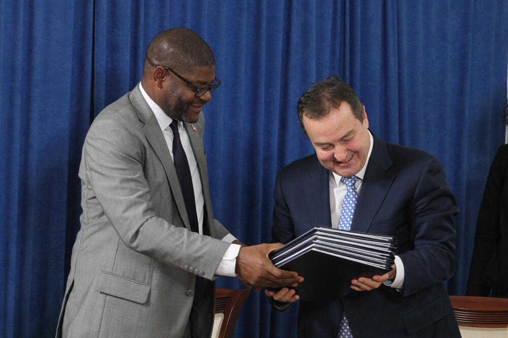 Gbezongar Milton Findli, Ivica Dačić, Foto: Betaphoto