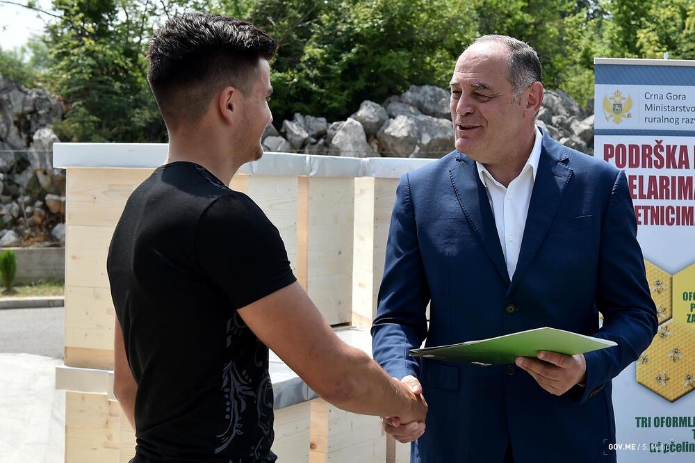 pčelari, Milutin Simović, Foto: Gov.me/S. Matić