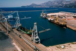 Luka Bar po direktivi neće da uzima poslove Port of Adria?
