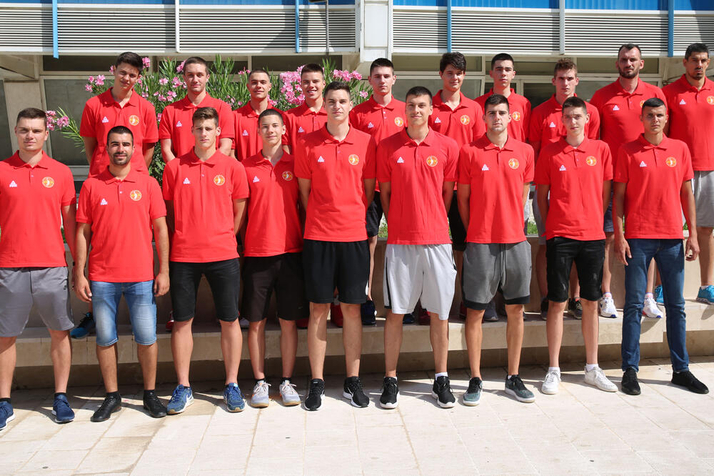 Muška juniorska košarkaška reprezentacija 2018, Foto: KSCG