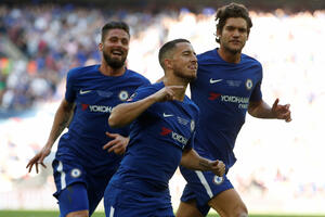 Azar: Sada mislim samo na Mundijal, a na upravi je da dovede prava...