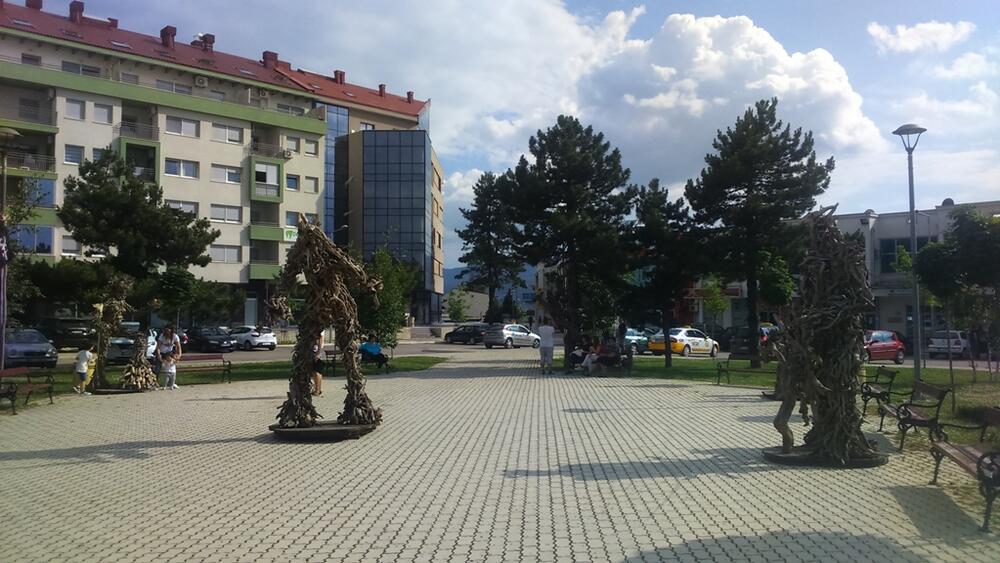 Mladen Karišik skulpture
