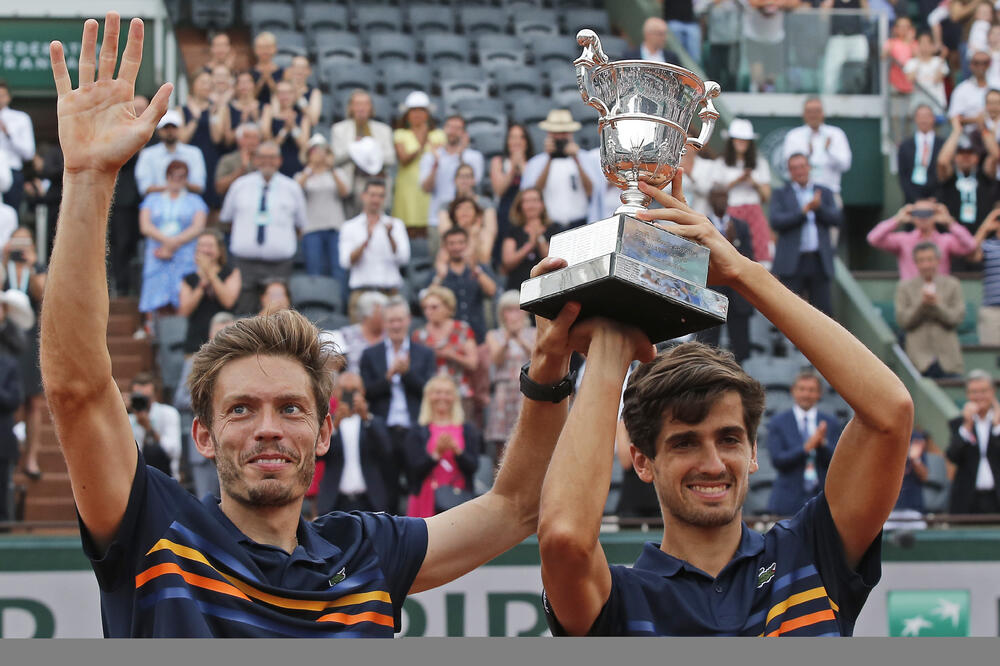 Nikola Mau i Pjer-Ig Erber, Foto: Beta/AP