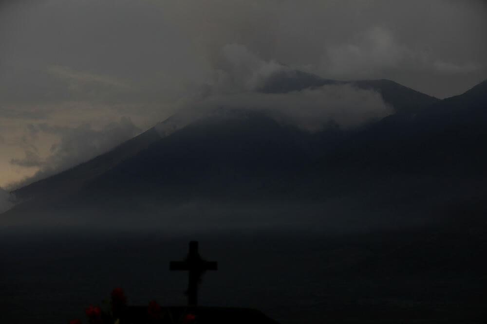 Fuego vulkan, Foto: Reuters