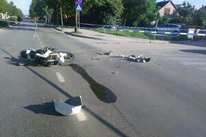 Sudar motocikla i automobila u Nikšiću: Mladić teže povrijeđen