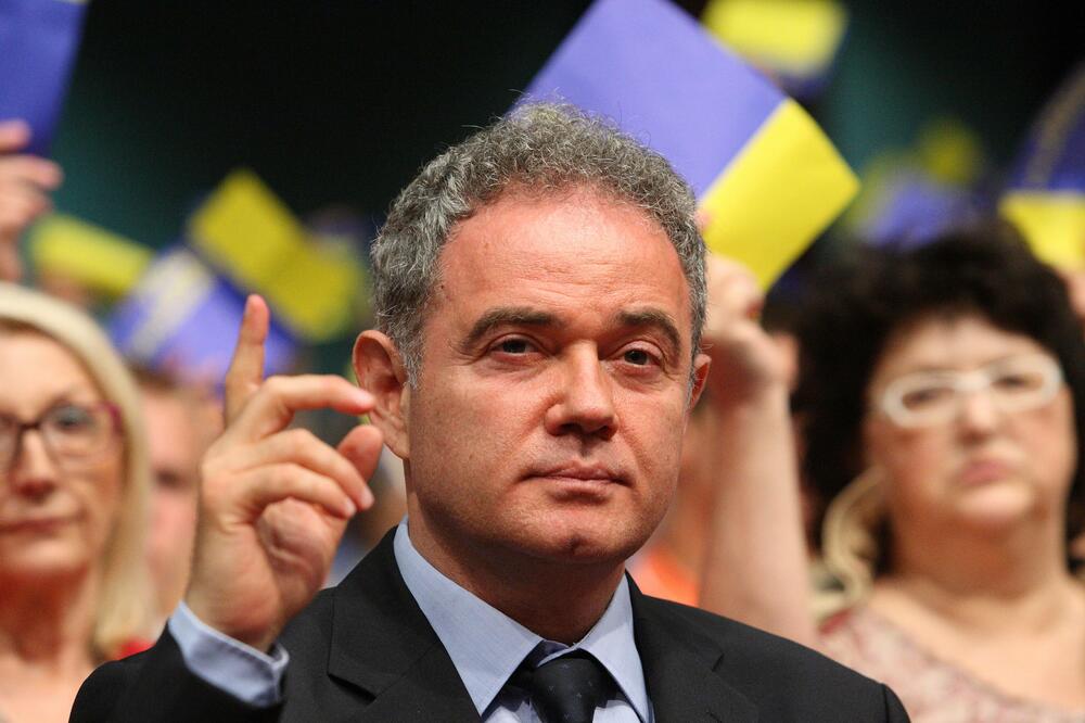 Zoran Lutovac, Foto: Betaphoto