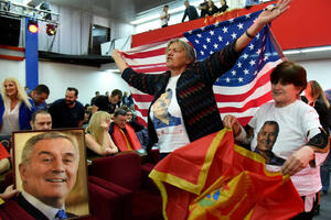 Naučena bespomoćnost