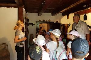 Đaci posjetili Dom Starog kapetana u Baošićima