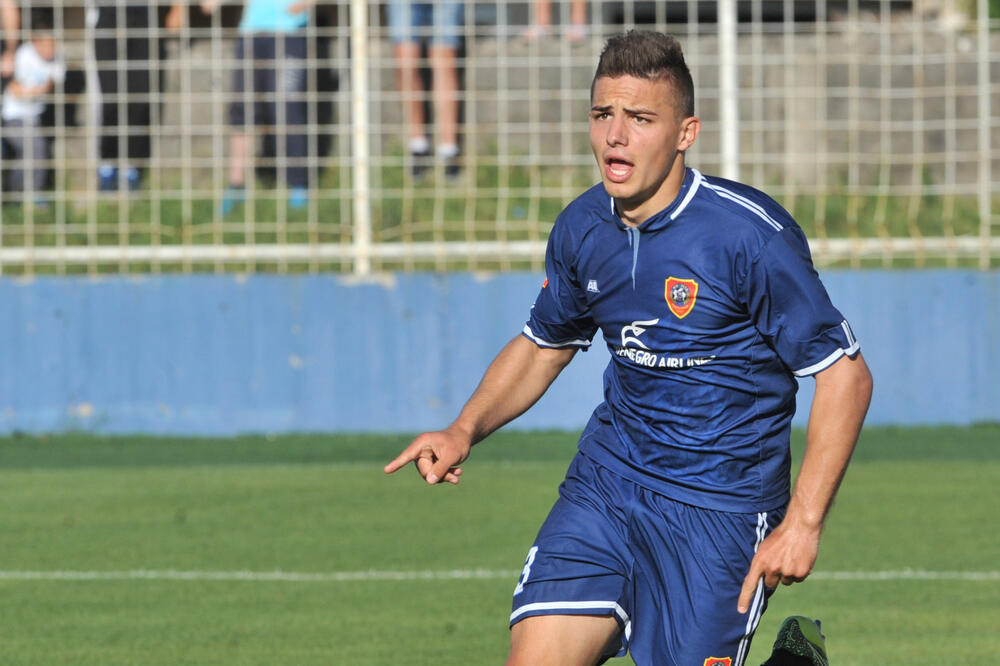 Nikola Krstović, Foto: Savo Prelević