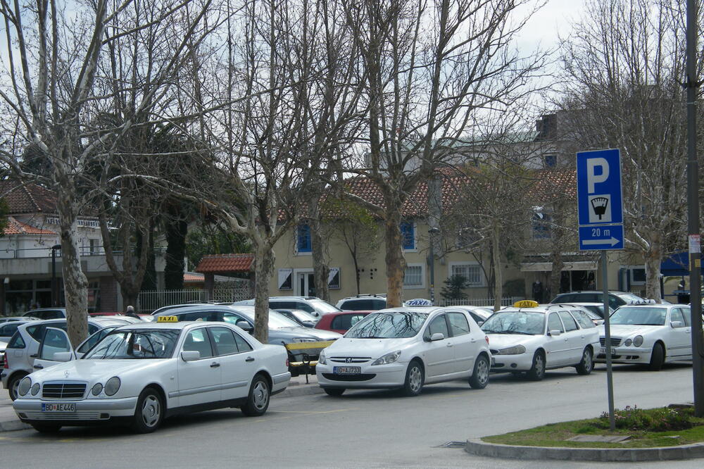 taksisti, Budva, Foto: Vuk Lajović