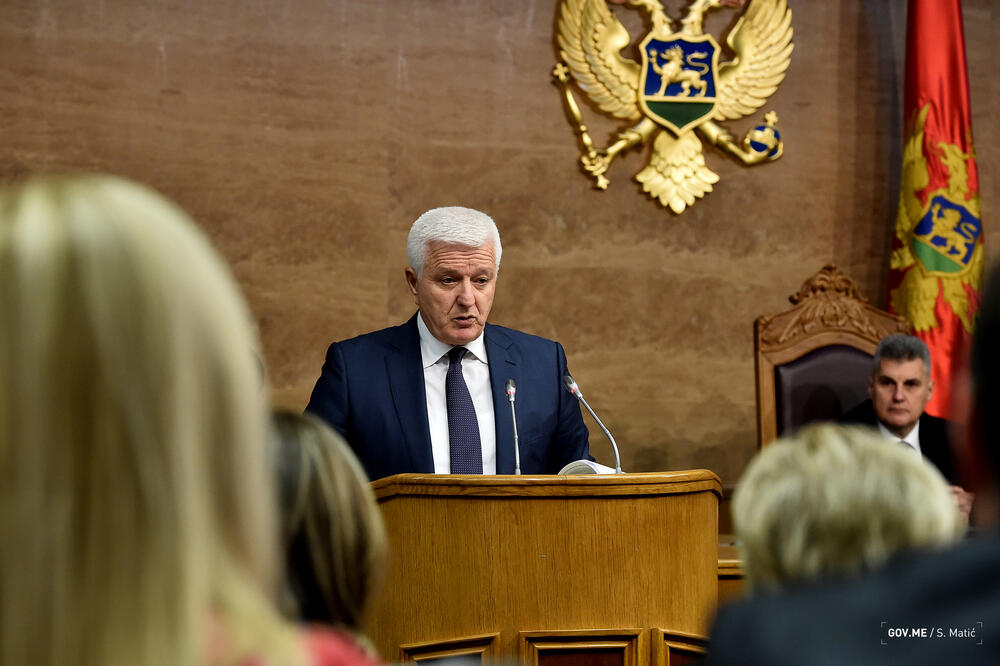Duško Marković premijerski sat, Foto: Vlada Crne Gore