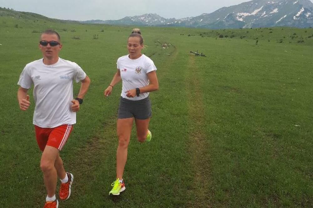Kristijan Stošić i Slađana Perunović, Foto: Atletski savez Crne Gore