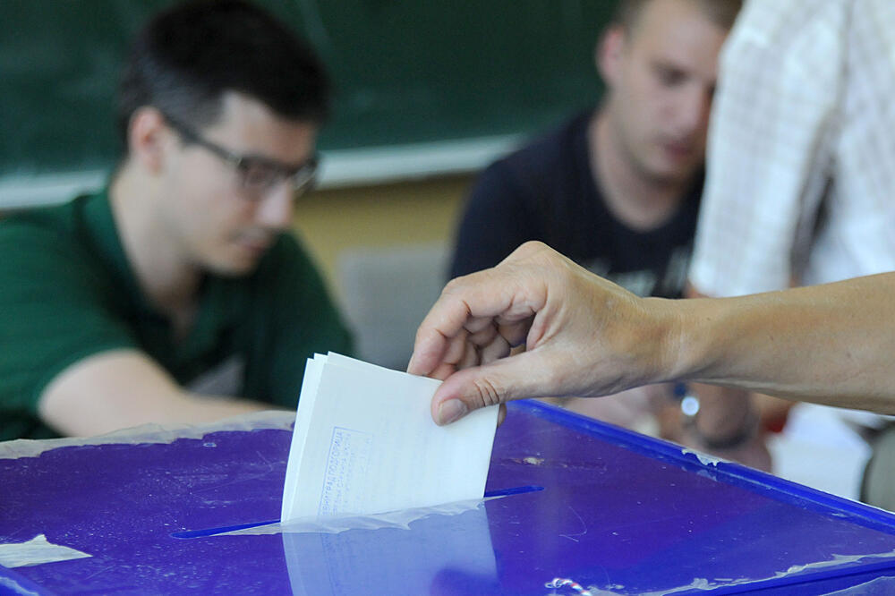 izbori, glasanje, Foto: Zoran Đurić