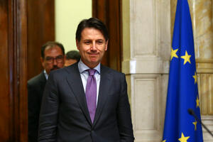 Evropska komisija upozorava novu italijansku vladu zbog duga
