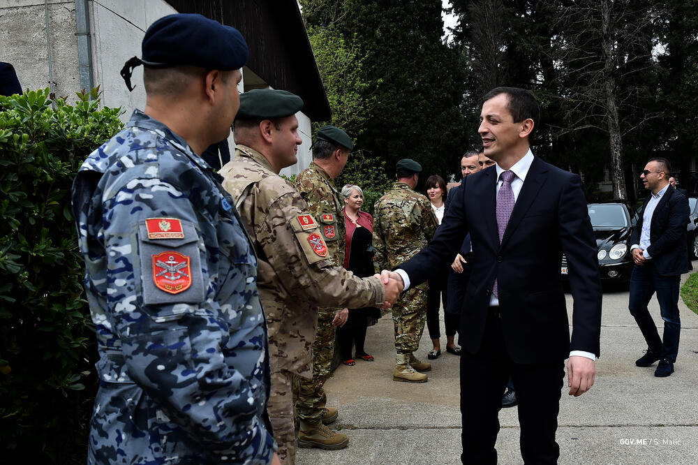 Predrag Bošković, kasarna Masline, Foto: Vlada Crne Gore