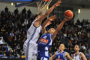 Nidam srušio Budućnost Voli, brejk Mornara na startu finala...