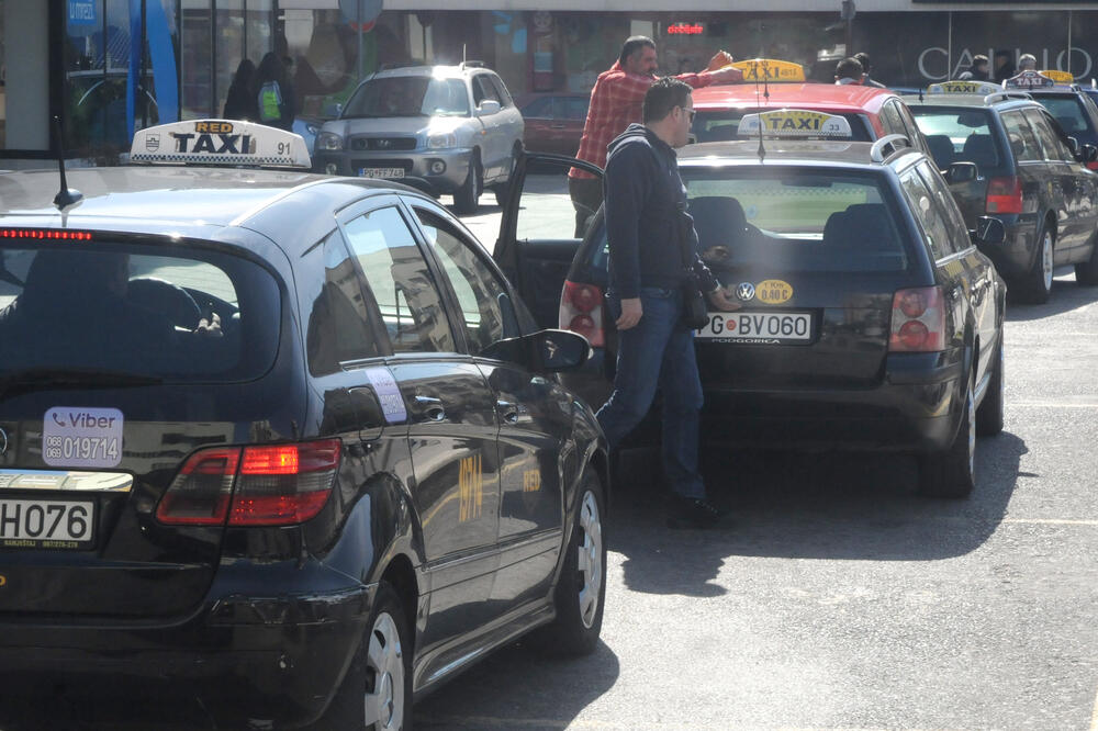 Taksi, Foto: Vesko Belojević