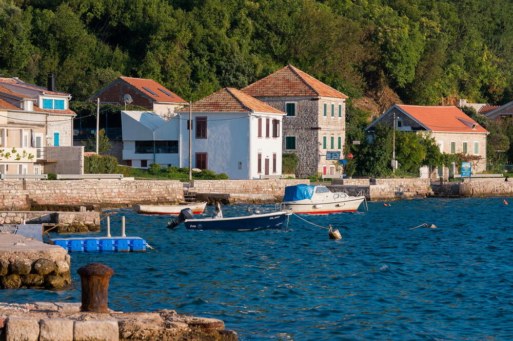 Lepetane, Foto: Mihael Đuričić