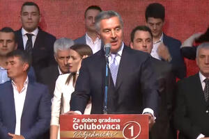 Đukanović: Bečić će i ovog puta biti politički pregažen