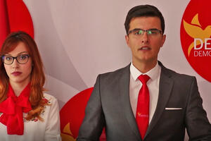 Šaranović: Marković i Vlada ignorišu zahtjeve poslanika i...