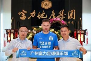 Duško Tošić kod Piksija u Kini