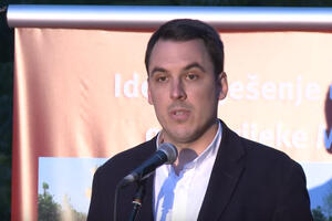 Vuković na Skalinama: Spustićemo Podgoricu na njene rijeke