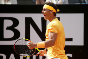 Nadal pokazao Šapovalovu da mora još da uči