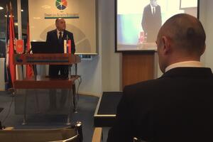 Simović: Odnosi Crne Gore i Srbije odlični, preduzetnici da budu...