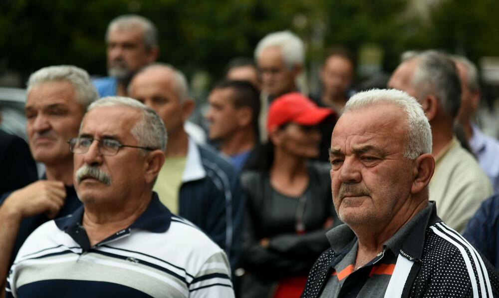 Protest vlasnika nelegalno sagrađenih kuća Park šuma Zagorič