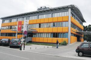 Fond: Neprofesionalni i neumjesni navodi kolumnistkinje